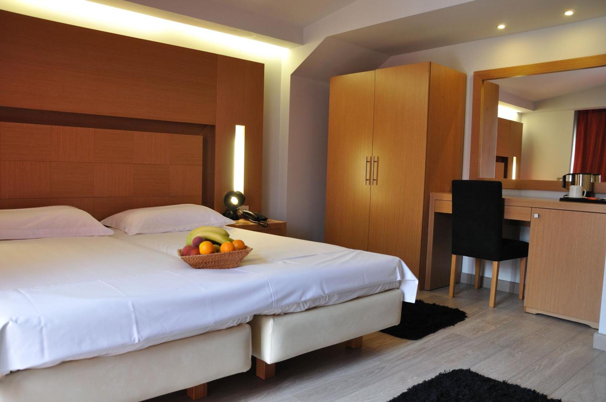Corfu Mare Hotel -Adults Only Екстериор снимка